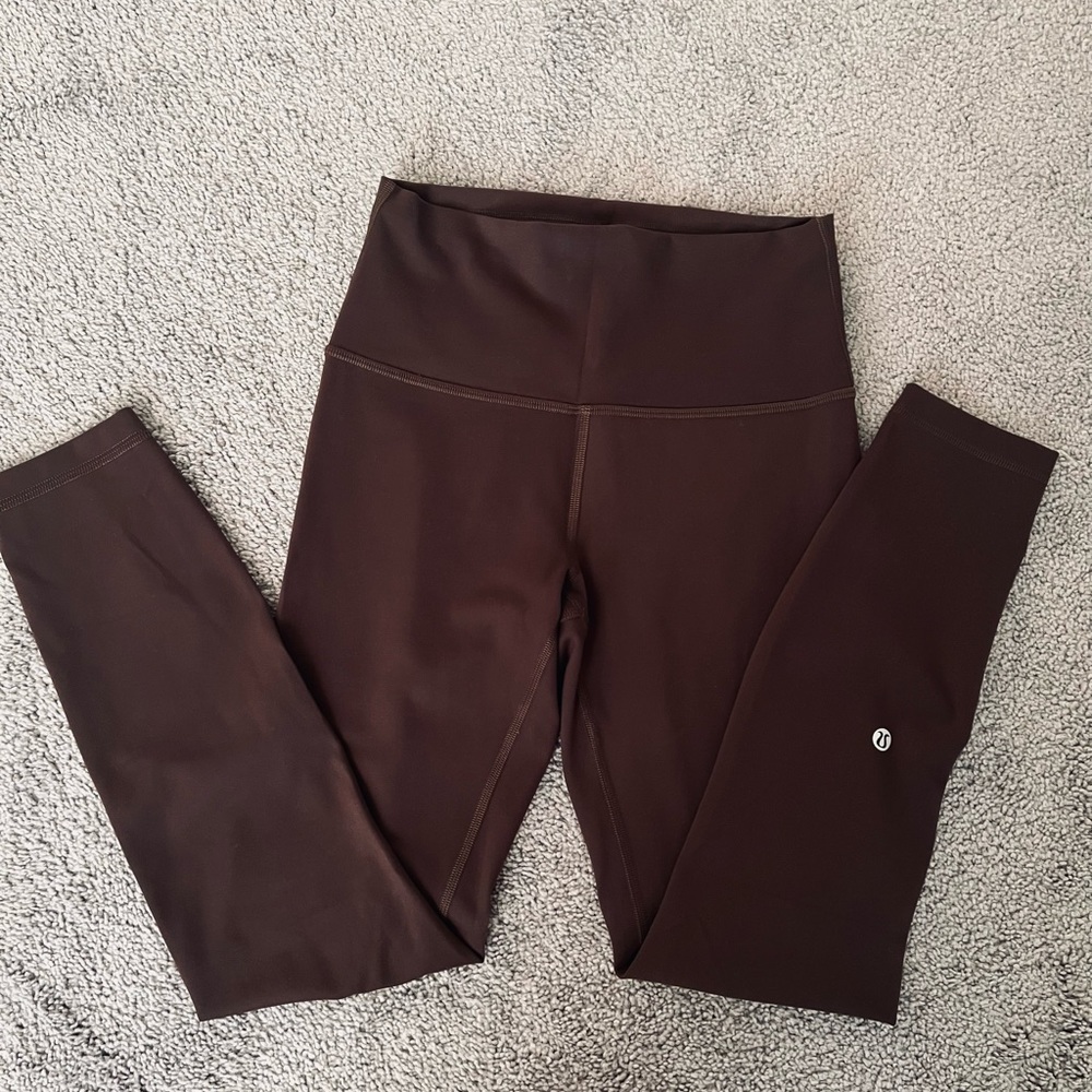NWOT Lululemon Espresso Wunder Train 25” Size 6